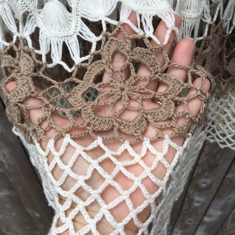 Hazel Anthro Tan And White Crocheted Tank Top Sz S - Picture 6 of 9